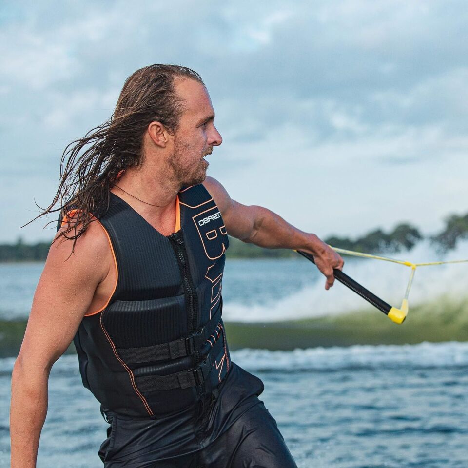 OBRIEN VEST MENS FLEX V BACK ORANGE/BLACK