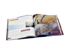 Uzay. Boşluk hiç de boş değil. Bilgilendirici kitap. Ciltli kapak