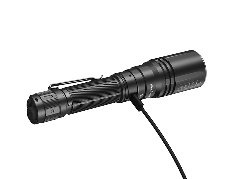 FENIX HT30R Beyaz Lazer El Feneri 500 Lümen