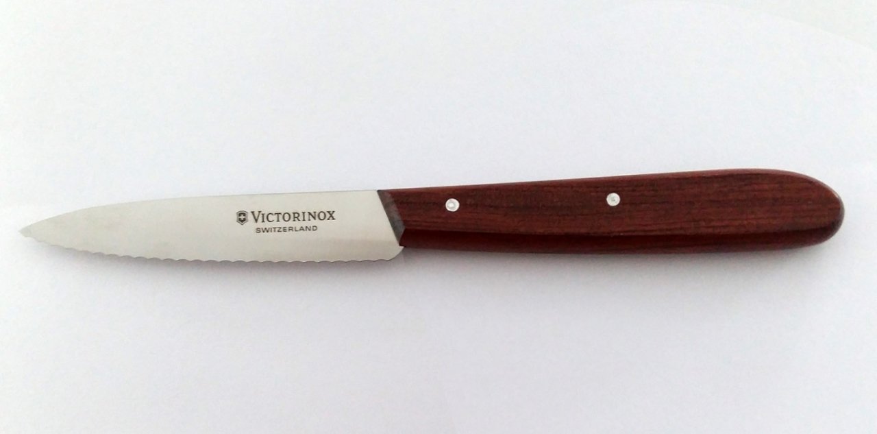 Victorinox 5.0639 8cm Tırtıklı Soyma Bıçağı