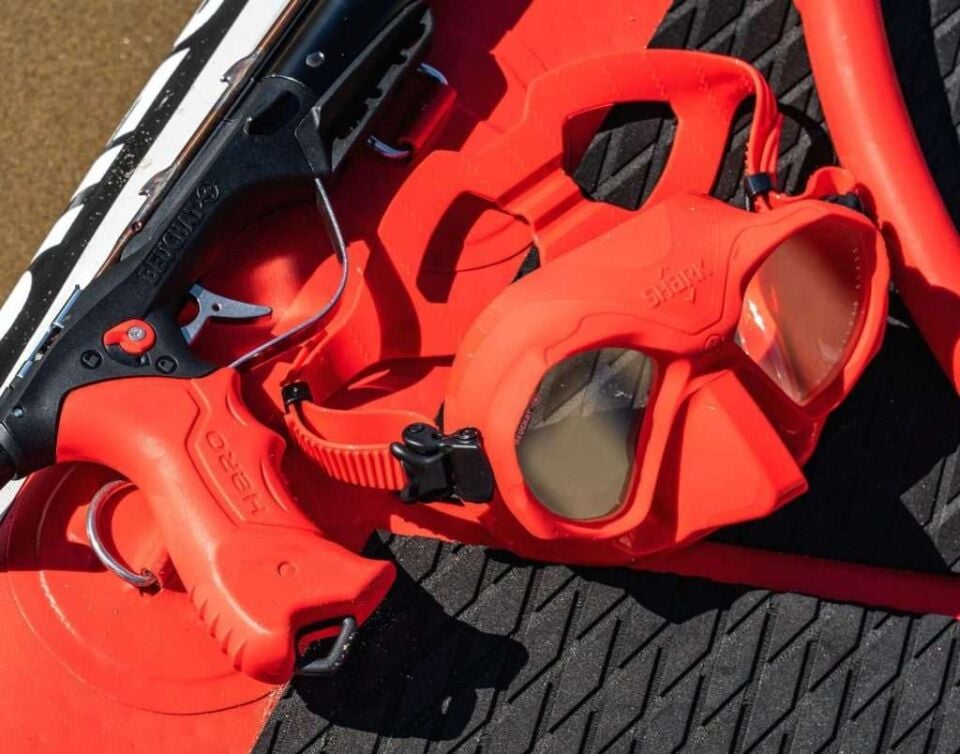 BEUCHAT SHARK Maske Kırmızı HD Lens